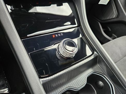 Used 2025 Jeep Grand Cherokee Altitude image 24