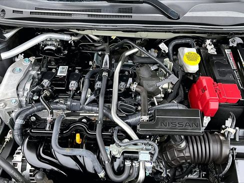 Used 2025 Nissan Sentra SV FWD image 33