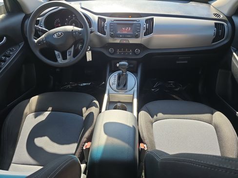 Used 2014 Kia Sportage LX FWD image 9