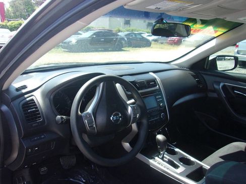 Used 2015 Nissan Altima 2.5 S w/ Power Driver Seat Package image 10