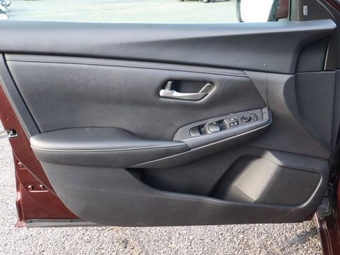 Used 2024 Nissan Sentra SV image 13