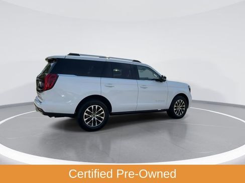 Certified 2025 Ford Expedition Platinum AWD/4WD image 8