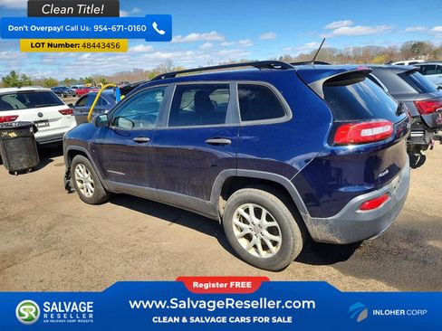 Used 2016 Jeep Cherokee Sport AWD/4WD image 3