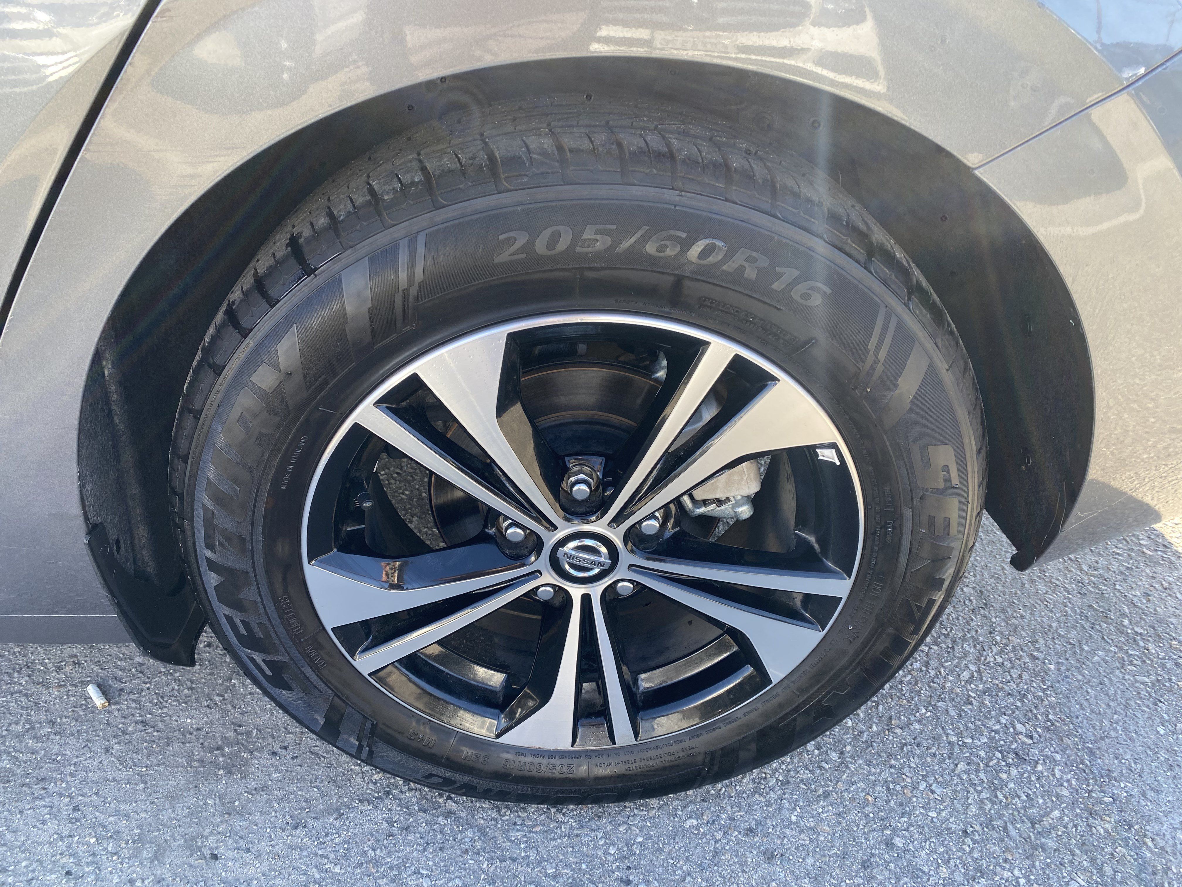 Used 2022 Nissan Sentra SV w/ Trunk Package FWD image 12