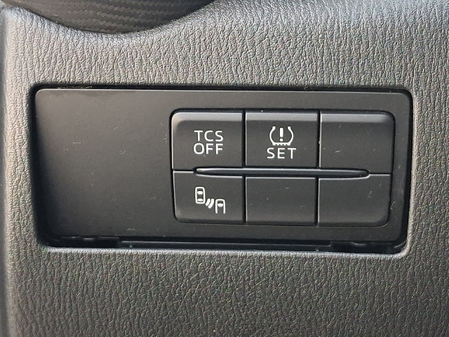 Used 2017 MAZDA CX-3 Touring FWD image 9