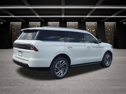 New 2026 Lincoln Navigator Premiere