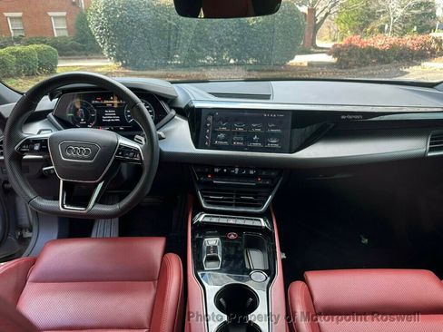 Used 2023 Audi e-tron GT Premium Plus w/ Performance Package image 12