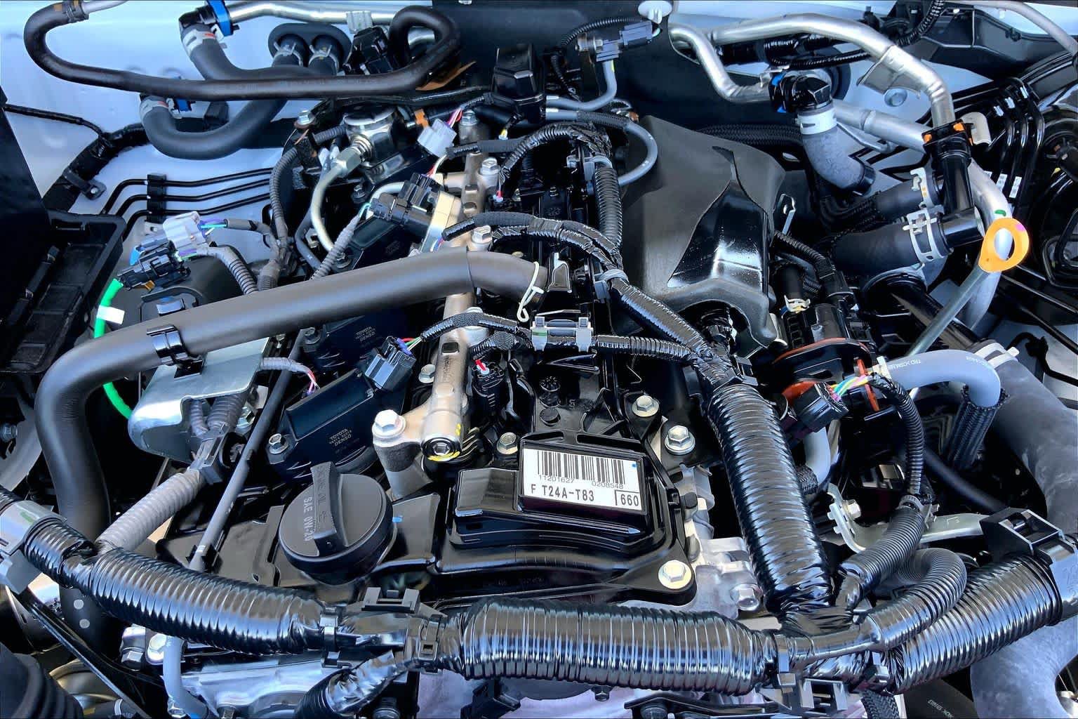 Certified 2026 Toyota Tacoma SR5 AWD/4WD image 32