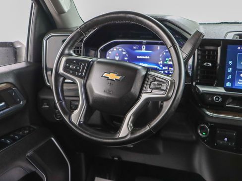 Used 2024 Chevrolet Silverado 2500 LT AWD/4WD image 13