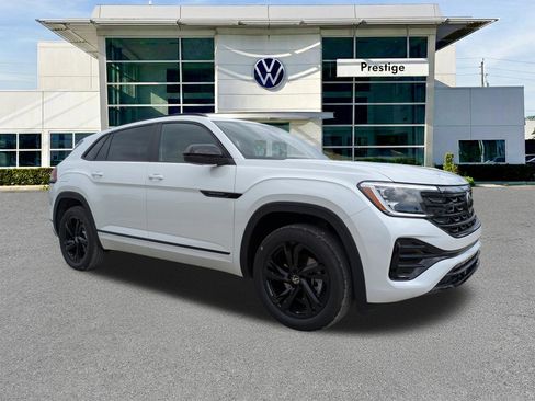 New 2026 Volkswagen Atlas Cross Sport SEL R-Line AWD/4WD image 1