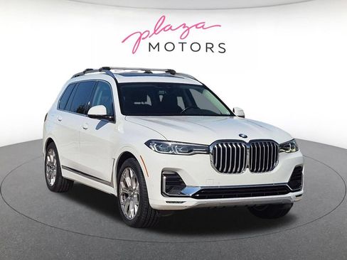 Used 2021 BMW X7 xDrive40i w/ Cold Weather Package AWD/4WD image 3