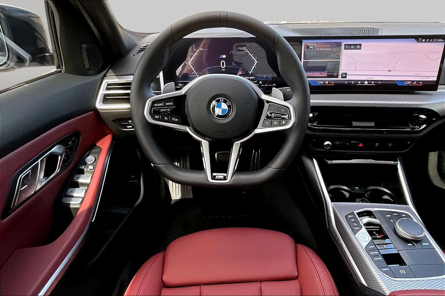 Used 2026 BMW 330i Sedan w/ M Sport Package RWD image 5