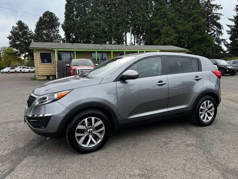 Used 2016 Kia Sportage LX AWD/4WD image 7