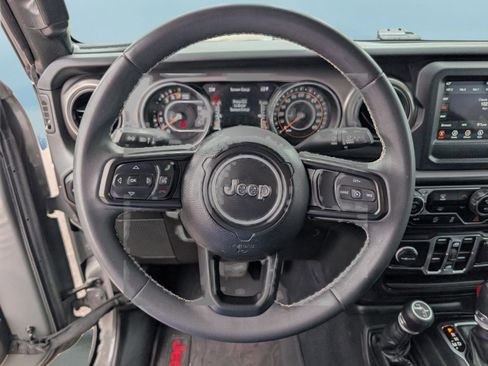 Used 2023 Jeep Gladiator Sport image 20