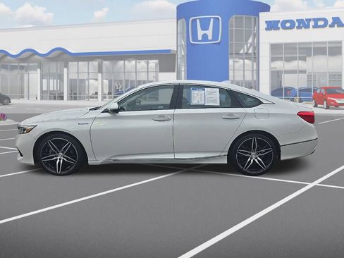 Used 2022 Honda Accord Touring image 5