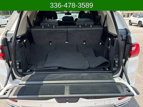 Used 2021 BMW X7 xDrive40i w/ Parking Assistance Package AWD/4WD image 26