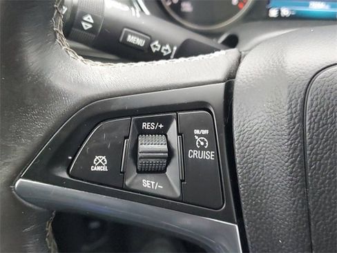 Used 2020 Buick Encore Preferred image 20