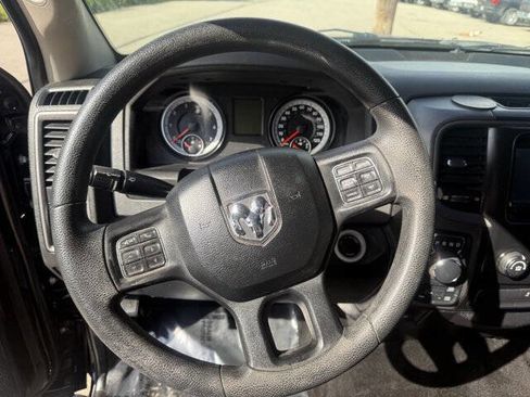 Used 2015 RAM 1500 Express AWD/4WD image 14