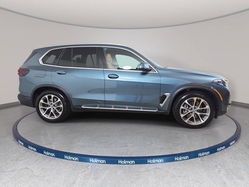 Used 2026 BMW X5 xDrive40i w/ Premium Package AWD/4WD image 5