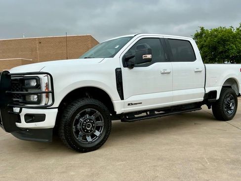 Used 2024 Ford F250 Lariat w/ Lariat Ultimate Package AWD/4WD image 6
