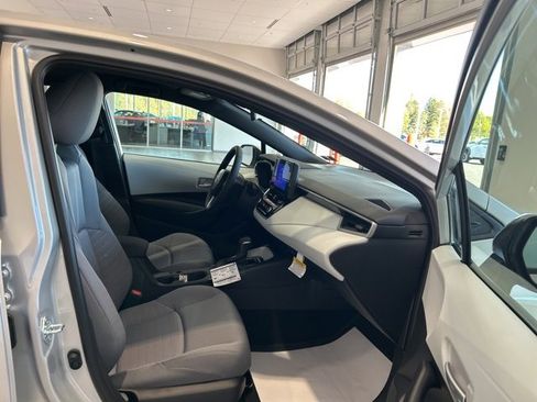 New 2026 Toyota Corolla SE image 16