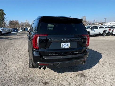 Used 2023 GMC Yukon Denali Ultimate image 9