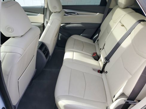 Certified 2023 Cadillac XT5 Premium Luxury image 29