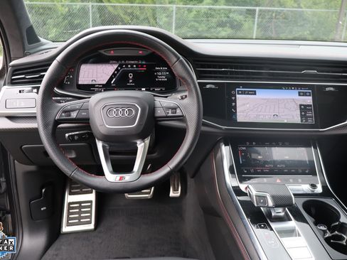 Used 2025 Audi SQ7 Prestige w/ Prestige Package AWD/4WD image 18
