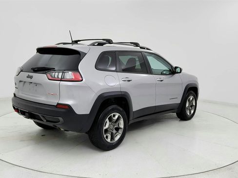 Used 2019 Jeep Cherokee Trailhawk AWD/4WD image 5