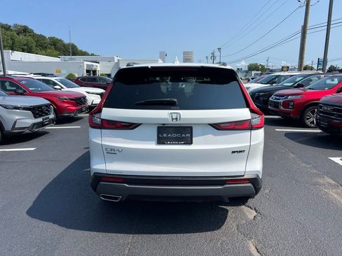 Used 2024 Honda CR-V Sport image 4