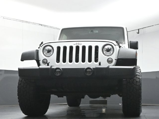 Used 2018 Jeep Wrangler Unlimited Sport S AWD/4WD image 30