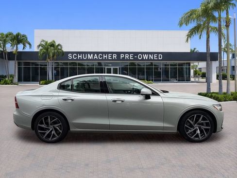 Used 2019 Volvo S60 T6 Momentum AWD/4WD image 8