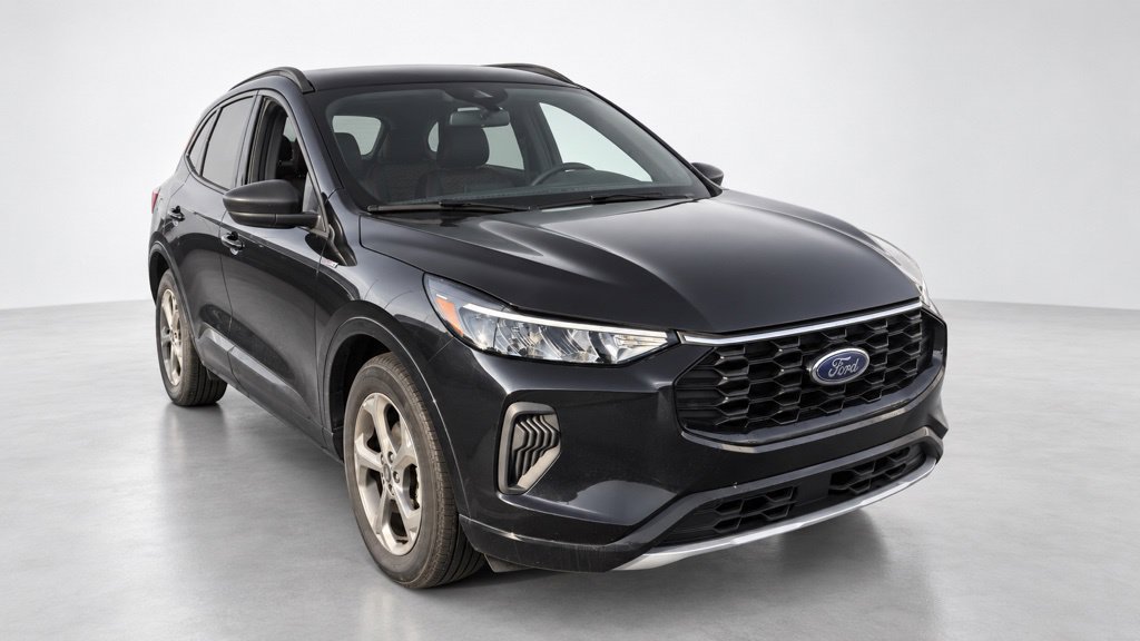 Used 2024 Ford Escape ST-Line w/ Tech Pack #1 FWD image 5