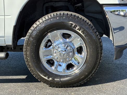 Used 2024 RAM 2500 Tradesman w/ Safety Group AWD/4WD image 6