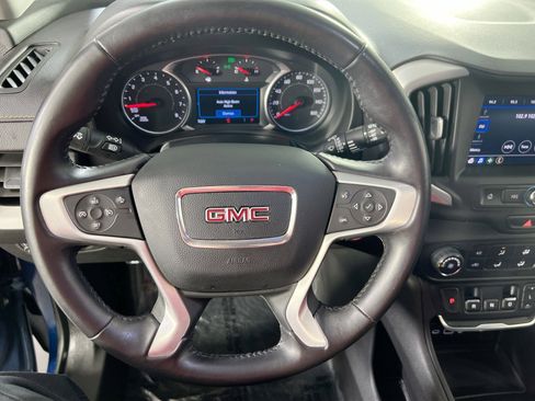 Used 2020 GMC Terrain SLE image 11