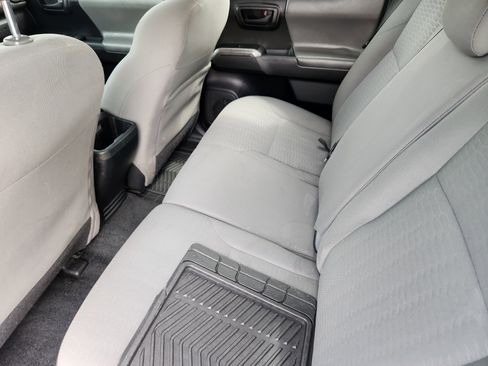 Used 2019 Toyota Tacoma SR5 image 21