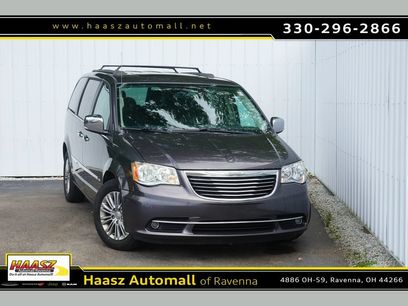 Used 2016 Chrysler Town & Country Touring-L