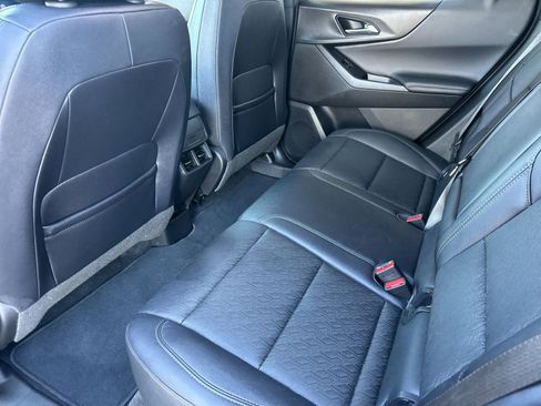 Used 2025 Chevrolet Equinox LT w/ Convenience Package II AWD/4WD image 11