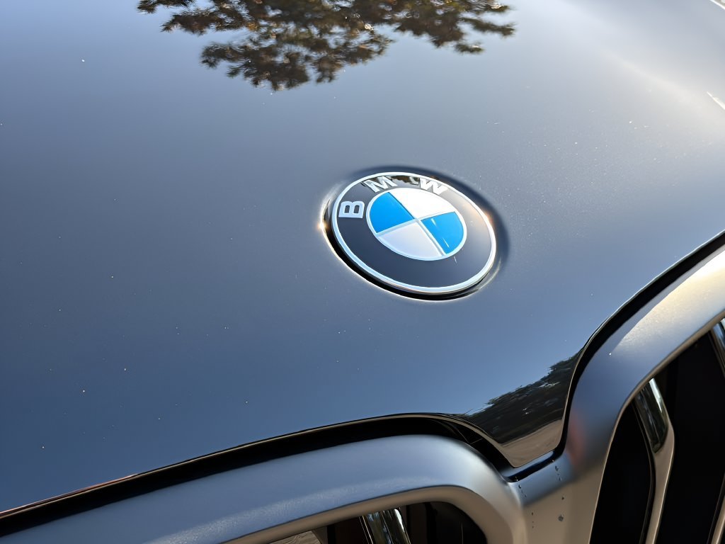 New 2027 BMW X6 xDrive40i w/ Climate Comfort Package AWD/4WD image 30