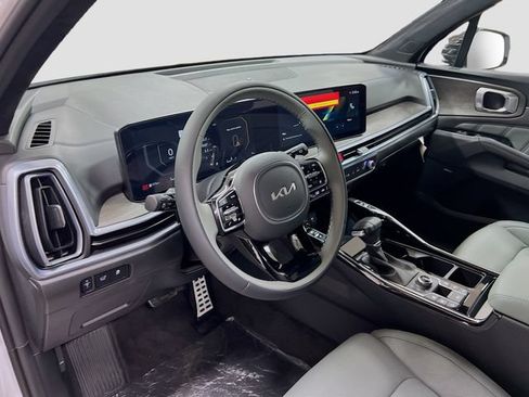 New 2025 Kia Sorento SX Prestige w/ Sage Leather Package AWD/4WD image 9