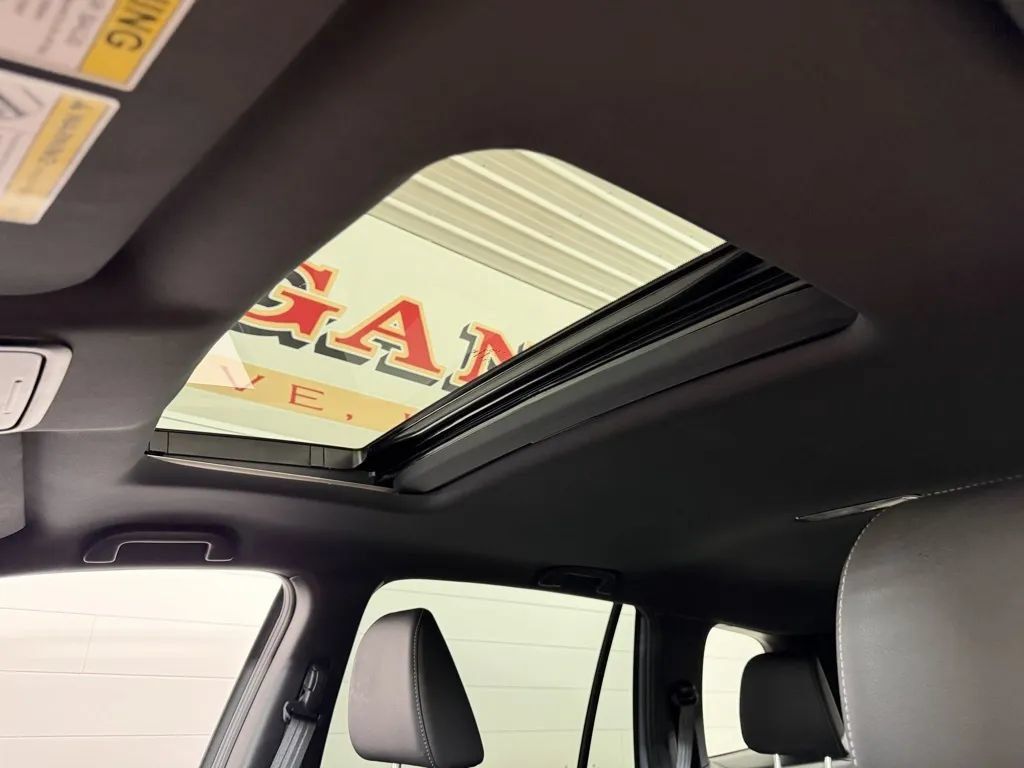 Used 2023 Honda Passport EX-L image 15
