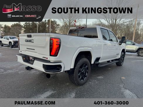 Used 2025 GMC Sierra 2500 AT4 w/ AT4 Premium Plus Package image 5