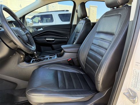 Certified 2018 Ford Escape Titanium image 25