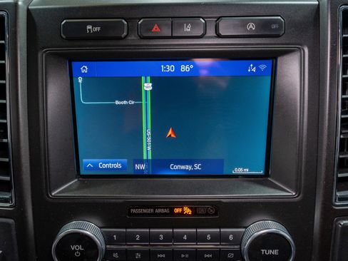 Used 2020 Ford Expedition Limited RWD image 16