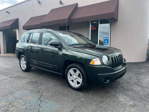 Used 2010 Jeep Compass Sport w/ PWR Equipment Group image 3