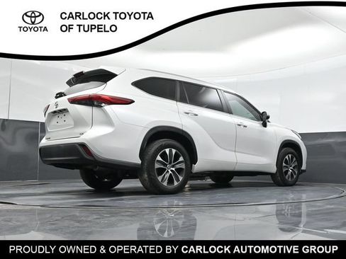 Used 2023 Toyota Highlander XLE FWD image 53