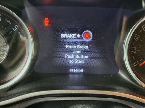 Used 2021 Dodge Challenger R/T Scat Pack RWD image 19