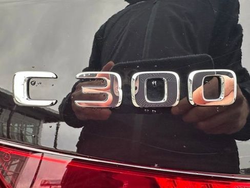 Used 2025 Mercedes-Benz C 300 4MATIC Sedan image 9