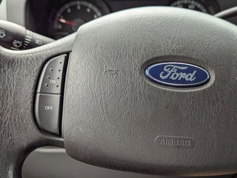 Used 2014 Ford E-150 and Econoline 150 w/ Power Group RWD image 14