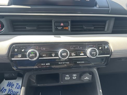 Certified 2024 Honda Pilot Elite image 27